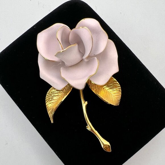 Cerrito Jewelry - Cerrito Blushing Bride White Rose Metal Brooch